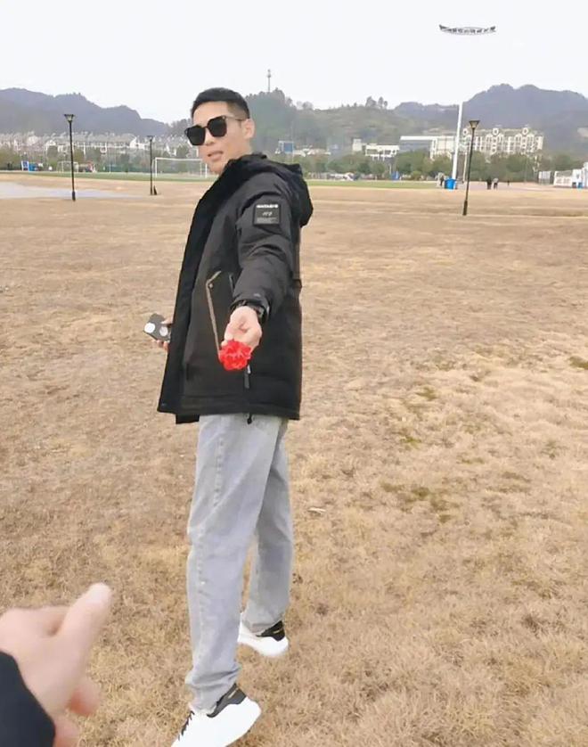 去世是家中独子还没结婚1周前还发动态麻将胡了app突发！郑州帅哥刘海洋(图2)