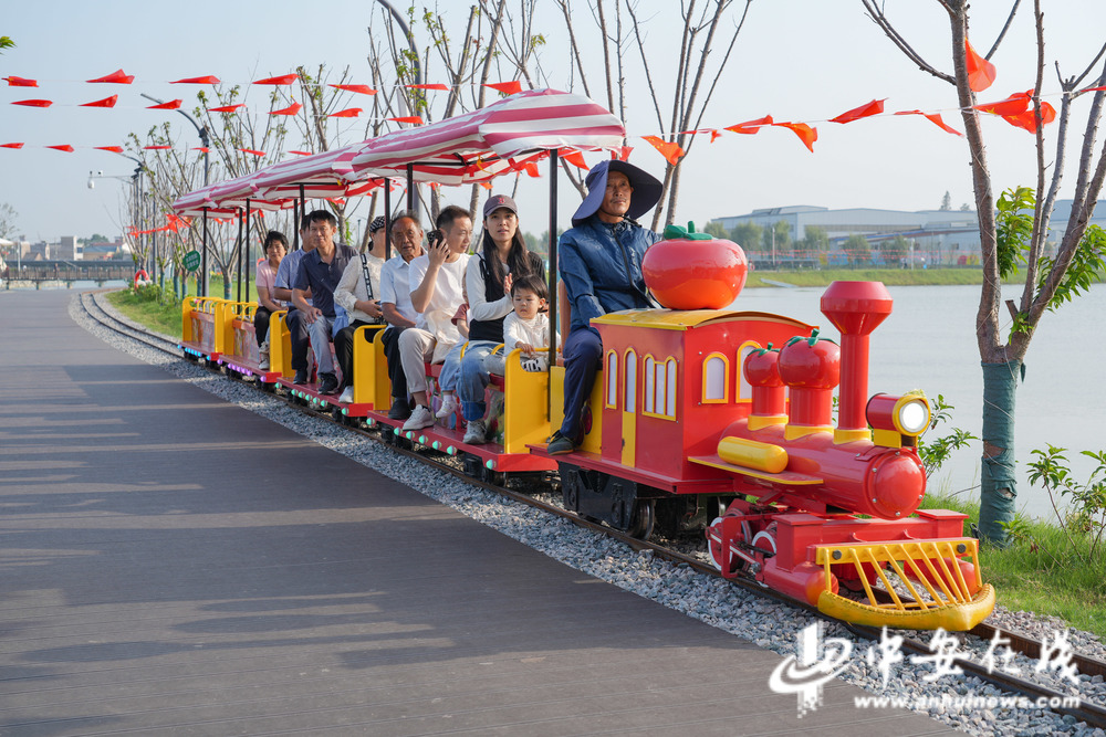 农业+农文旅融合 绘就和美乡村新图景PG电子麻将胡了试玩安徽往前赶 智慧(图3) 农业+农文旅融合 绘就和美乡村新图景PG电子麻将胡了试玩安徽往前赶 智慧(图3)