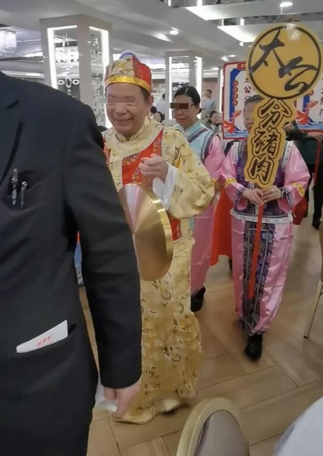 5年香港老店撑不住曾是TVB明星餐厅麻将胡了2模拟器亏损、关店!又一4(图13) 5年香港老店撑不住曾是TVB明星餐厅麻将胡了2模拟器亏损、关店!又一4(图13)